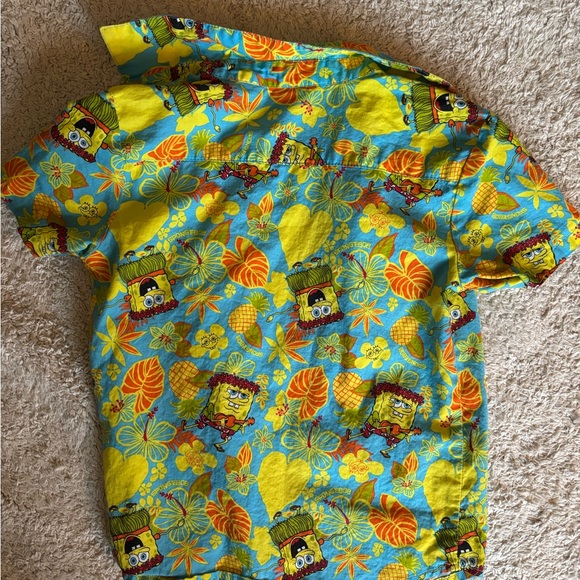 SpongeBob  button down top - Picture 5 of 5